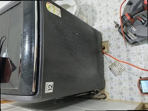 양주 회정동 하수구막힘 배수구 주변에 물이 고인 상태와 점검 전 현장 모습